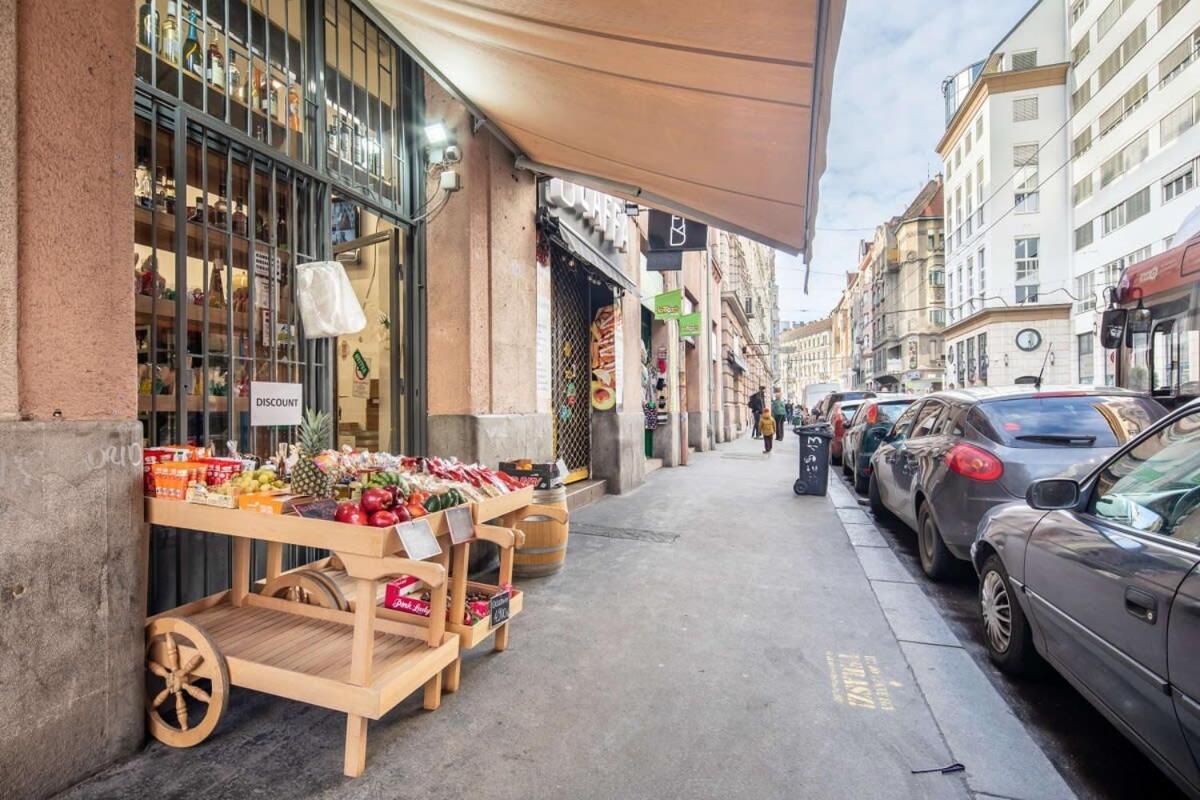 Extra Mini - Lively Neighborhood Apartment Budapest